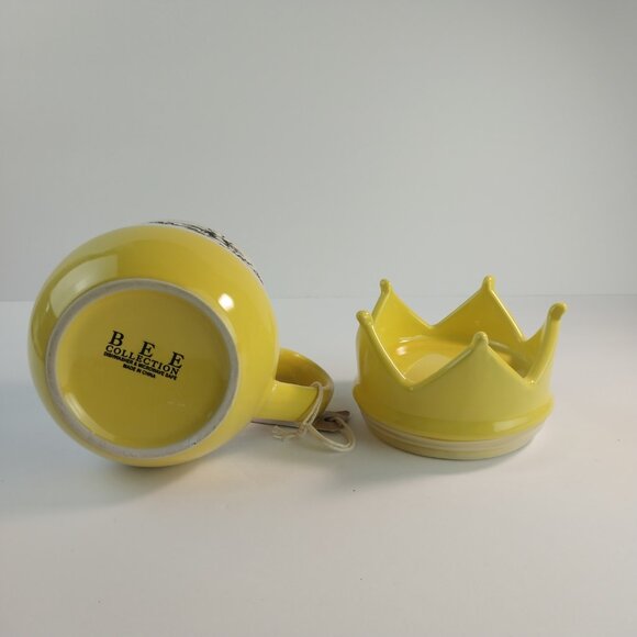 Queen Bee Speckled Mug with Lid - Picture 8 of 8